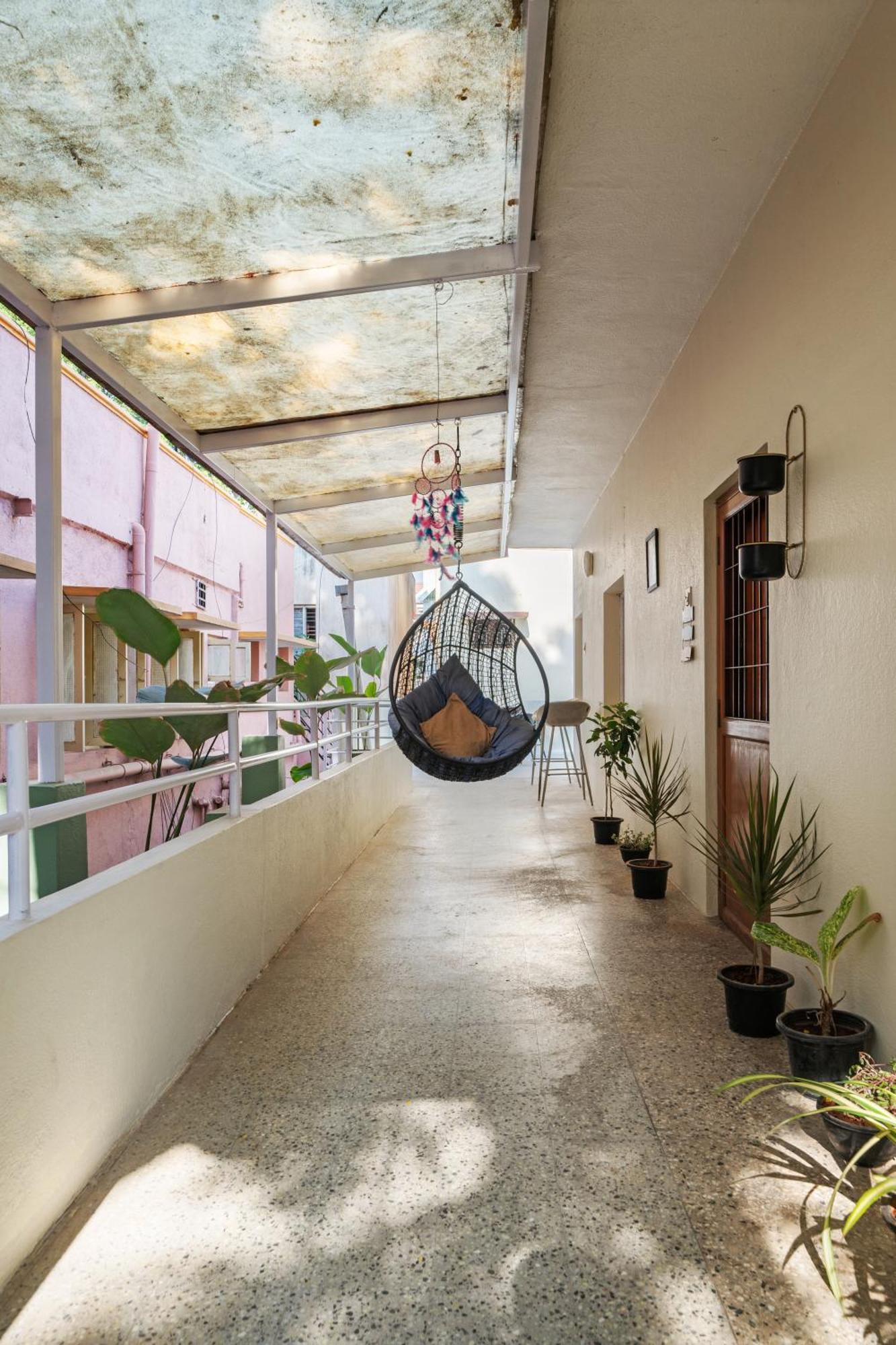 House Of 2 Tress Penthouse Villa Bangalore Exteriör bild