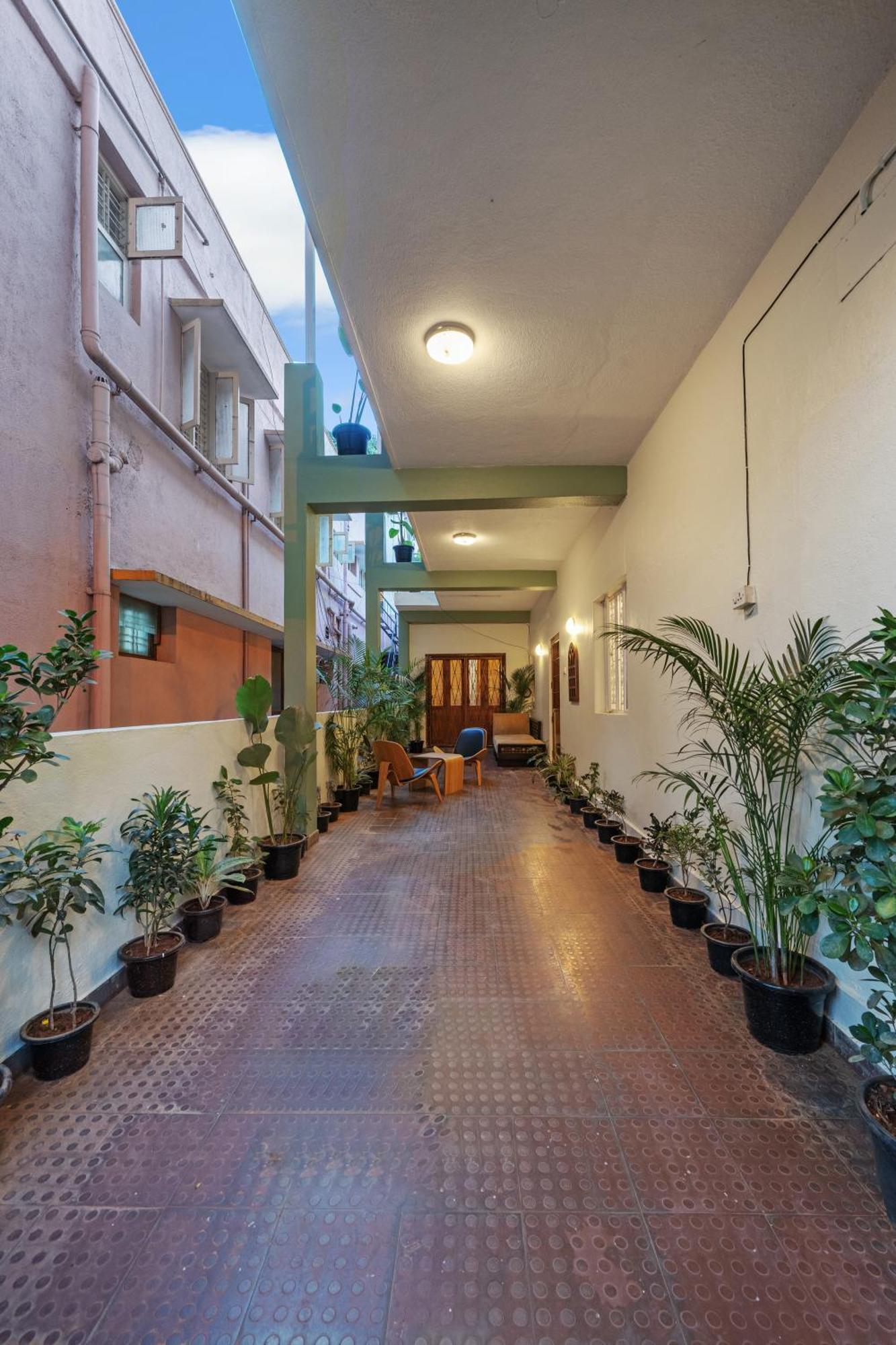 House Of 2 Tress Penthouse Villa Bangalore Exteriör bild